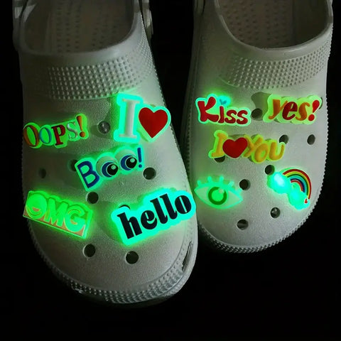 Crocs Jibbitz Letter V Shoe Charms